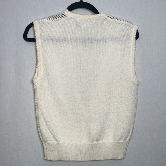 cream knitted vest with , in great condition - Picture 6 of 10